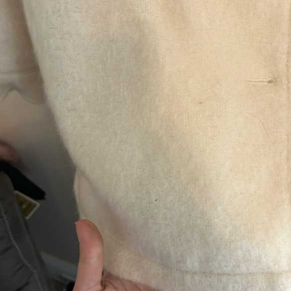 Universal thread shacket - Picture 2 of 4